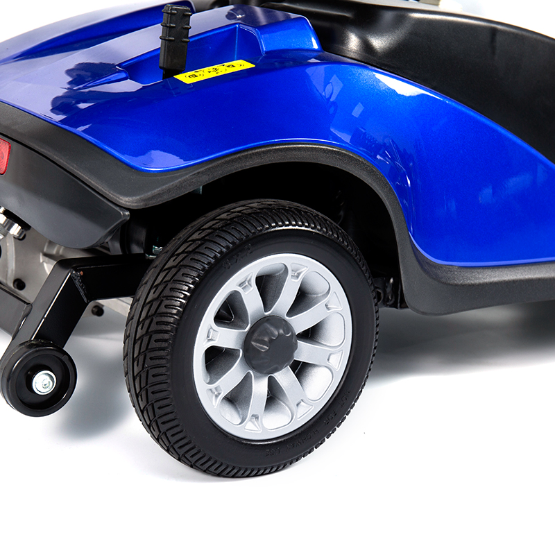 YL-09B Opvouwbare lichtgewicht scootmobiel met 4 wielen en mand