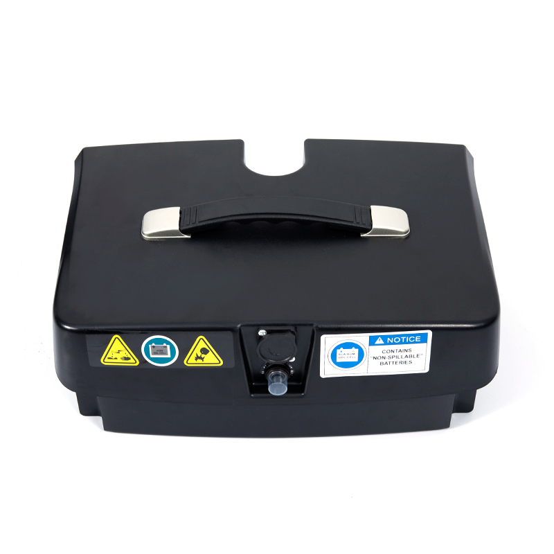 YL-02 Lichtgewicht scootmobiel met 4 wielen voor senioren, met een 360° draaibare stoel