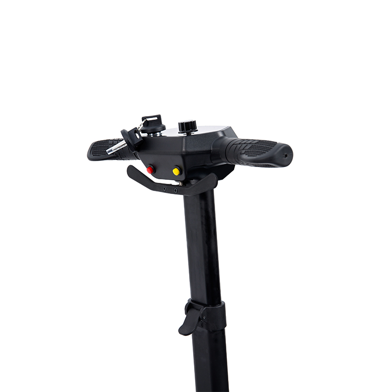 YL-211 4-wielige toeristische elektrische scooter voor senioren met LED-koplamp, mand