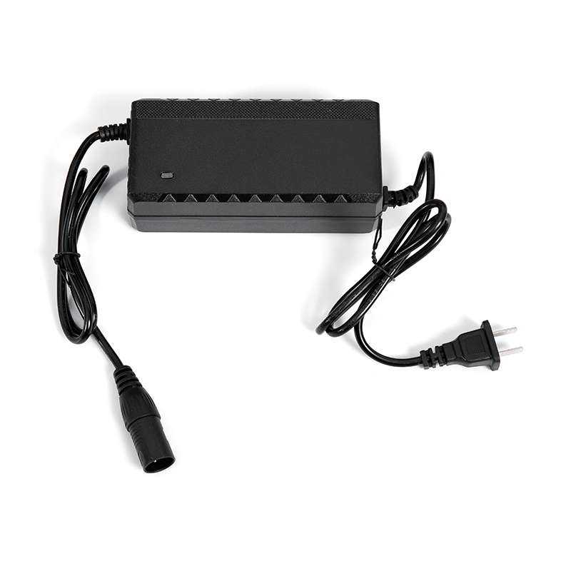 YL-985S 4 wielen lichtgewicht draagbare opvouwbare elektrische reisscooter